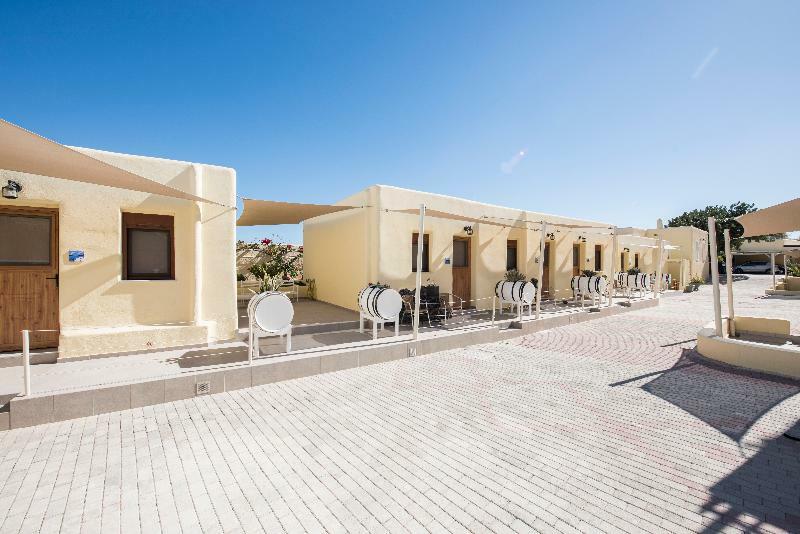 Smaragdi Perivolos (Santorini)