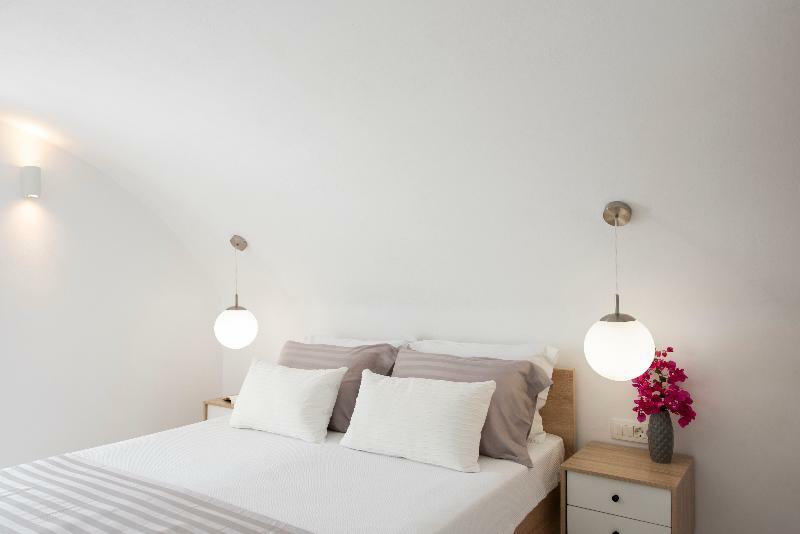 White Orchid Luxury Aparthotel