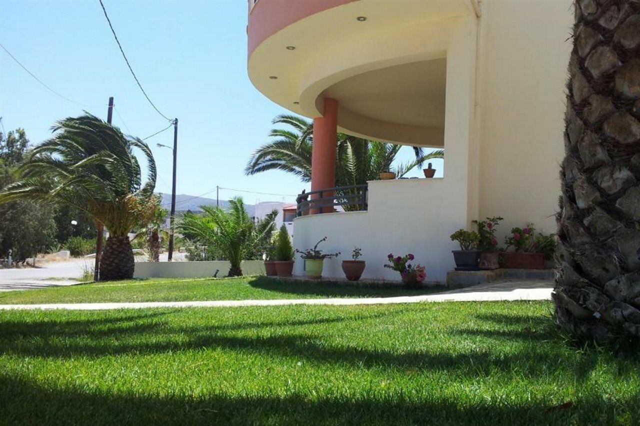Ostria Hotel