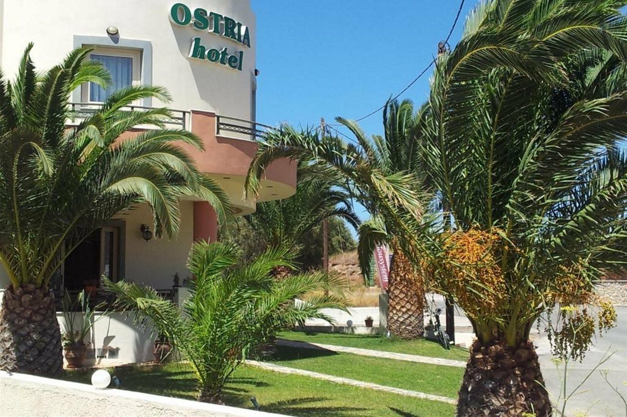 Ostria Hotel *
