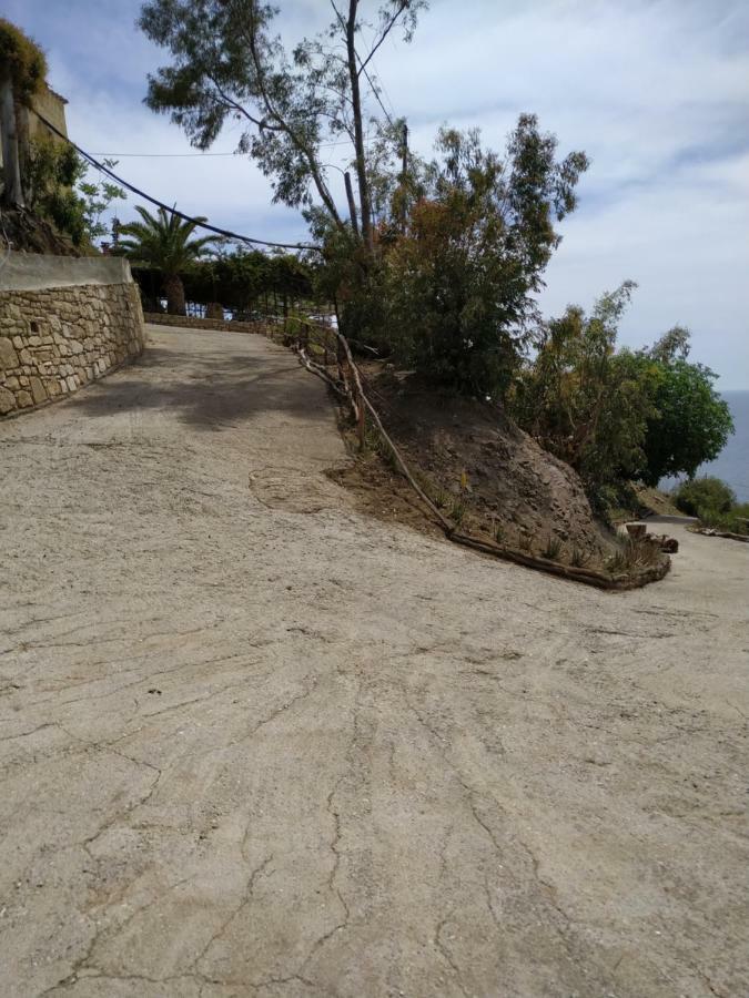Sfinias Aparthotel Kali Limenes