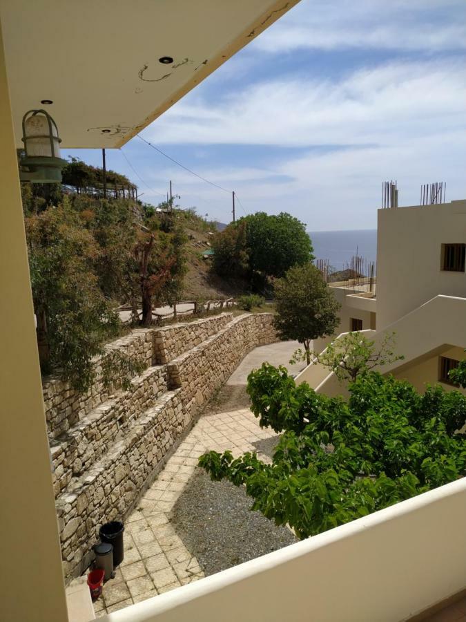 Sfinias Aparthotel