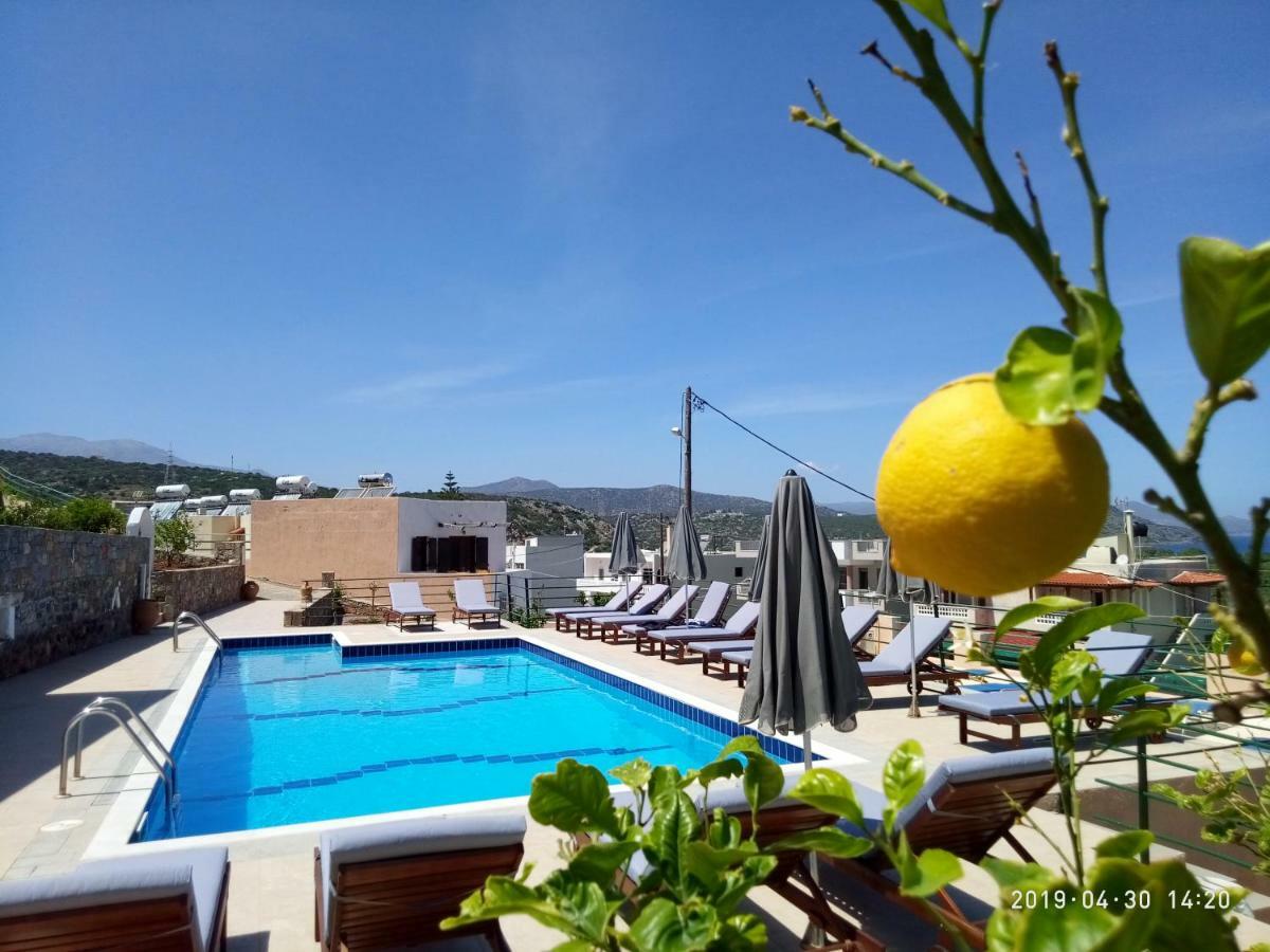 Kavousanos Aparthotel