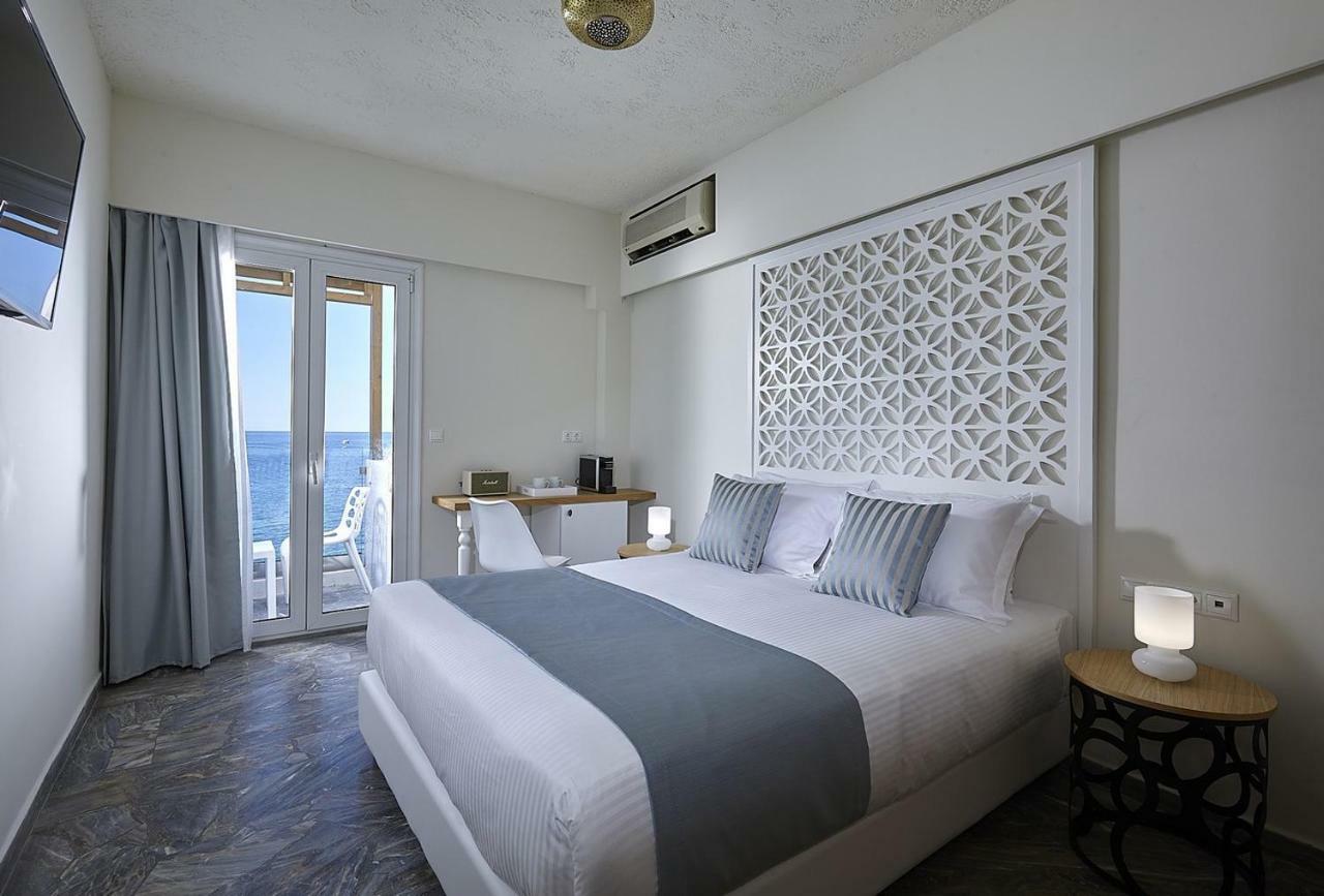 Vasia Boulevard (adults Only)