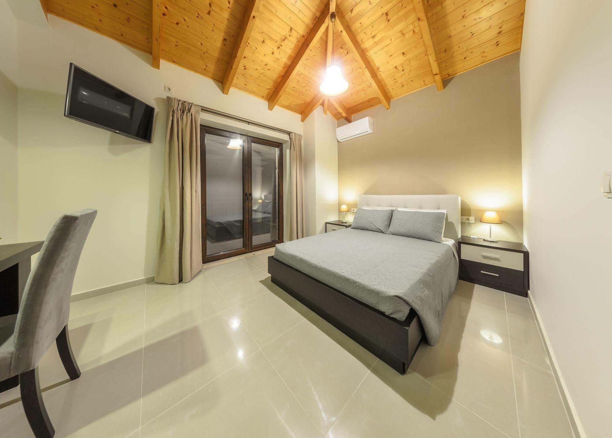 Eden Villa Anafonitria