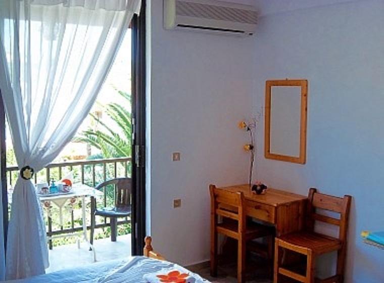 Lemon Apartment *
