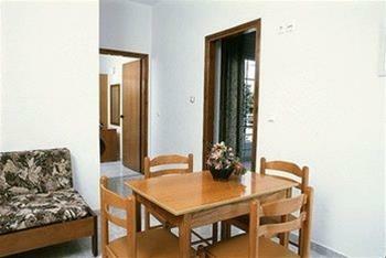 Ilyssion Holidays Apartment