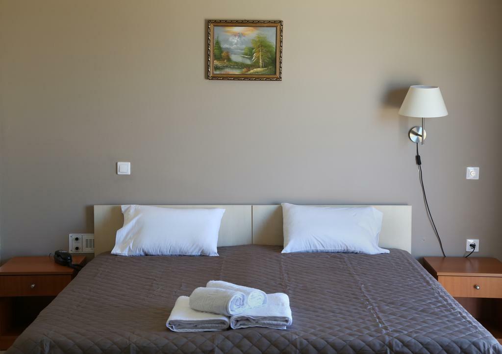 Sea Breeze Hotel 2*