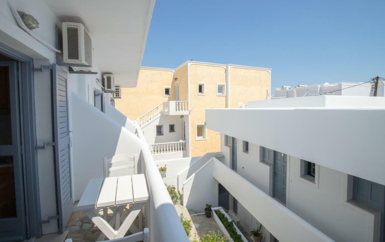 Zacharakis Aparthotel Kamari (Santorini)