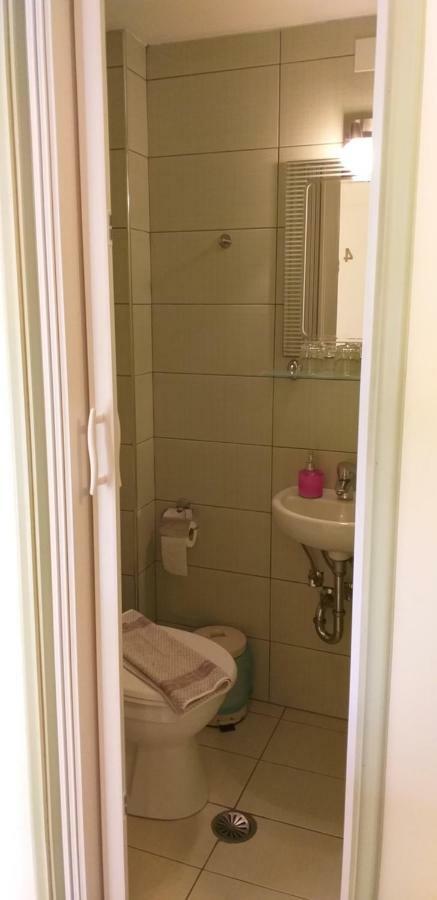 Hariklia Rent