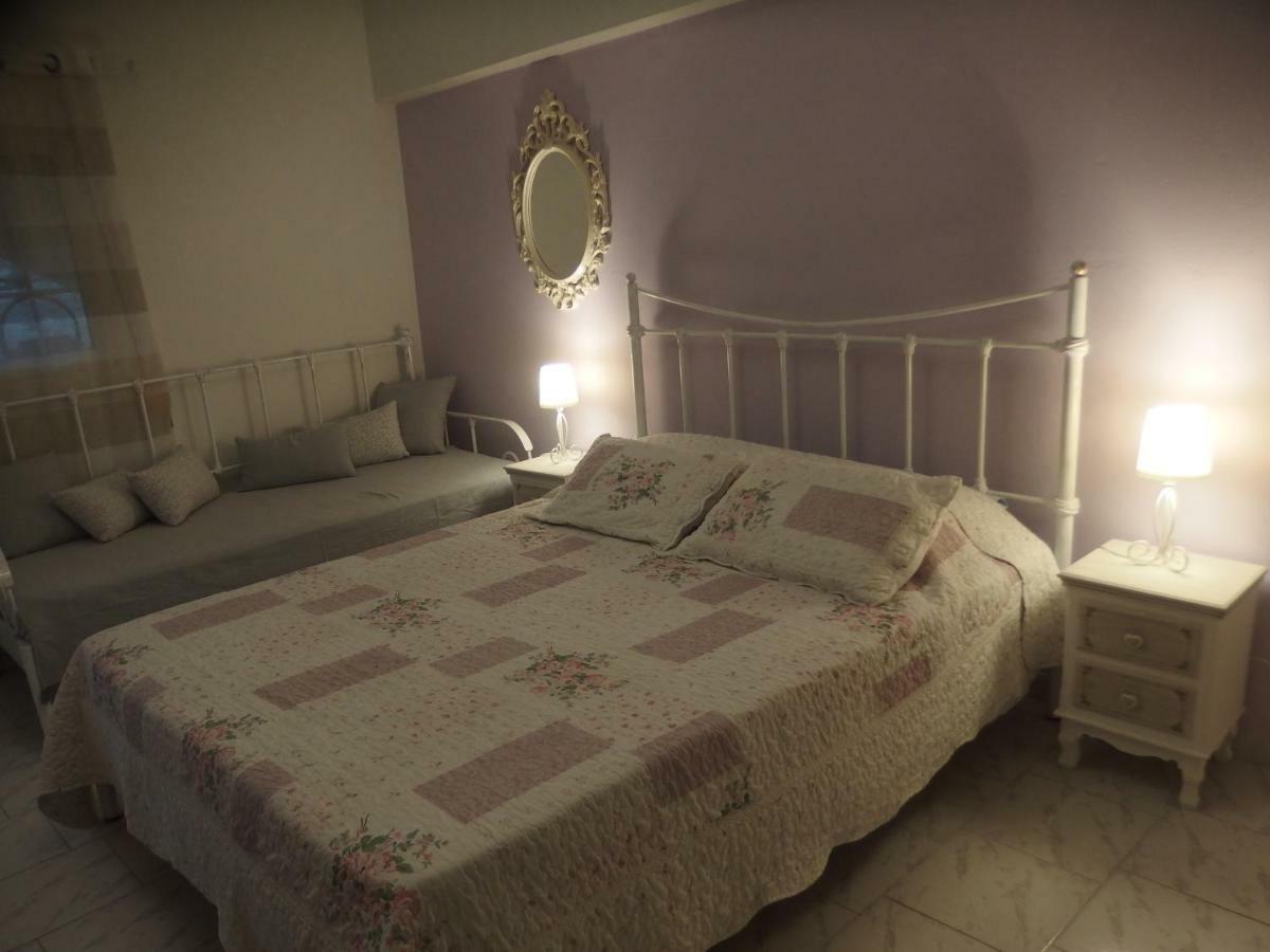 Apartment Christos Zola