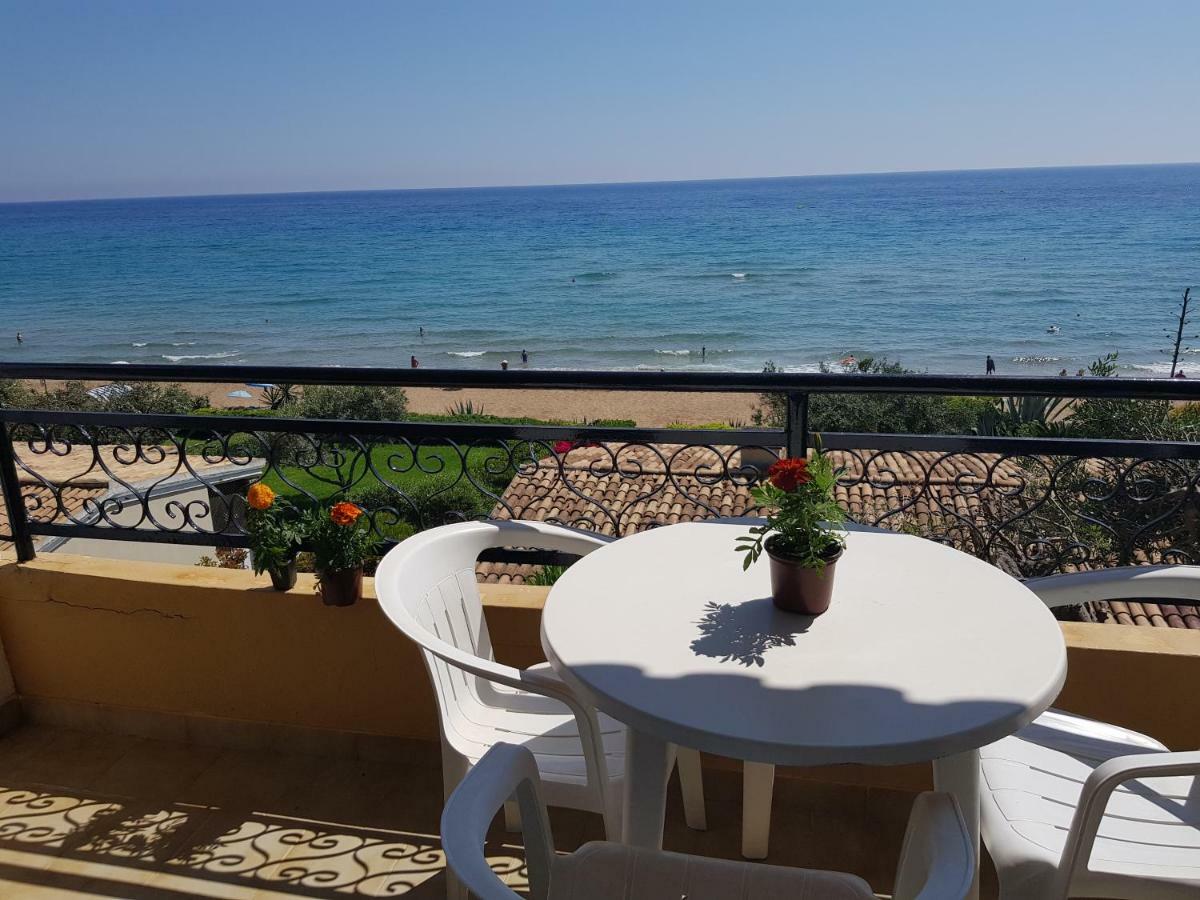 Corfu Menigos Aparthotel 3*