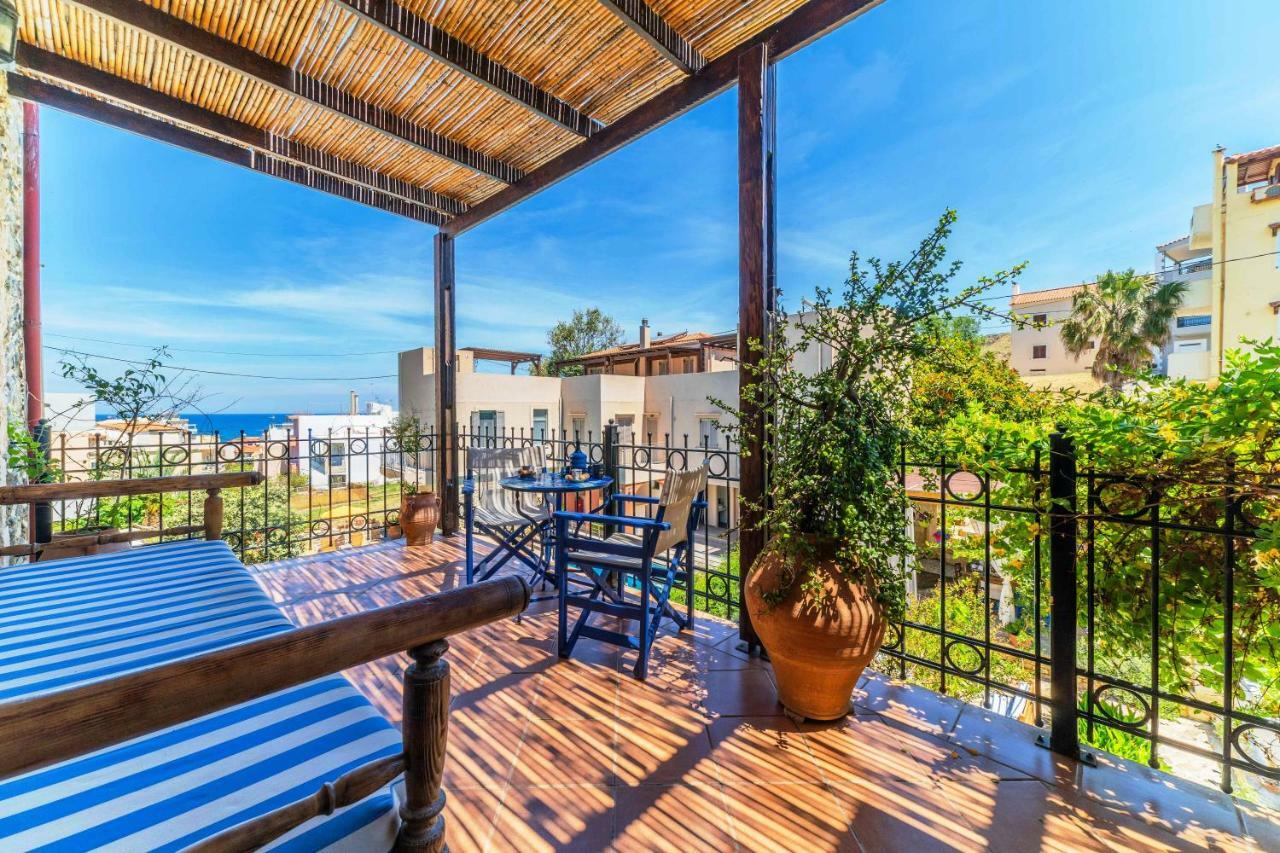 Idili Panormos (Crete)