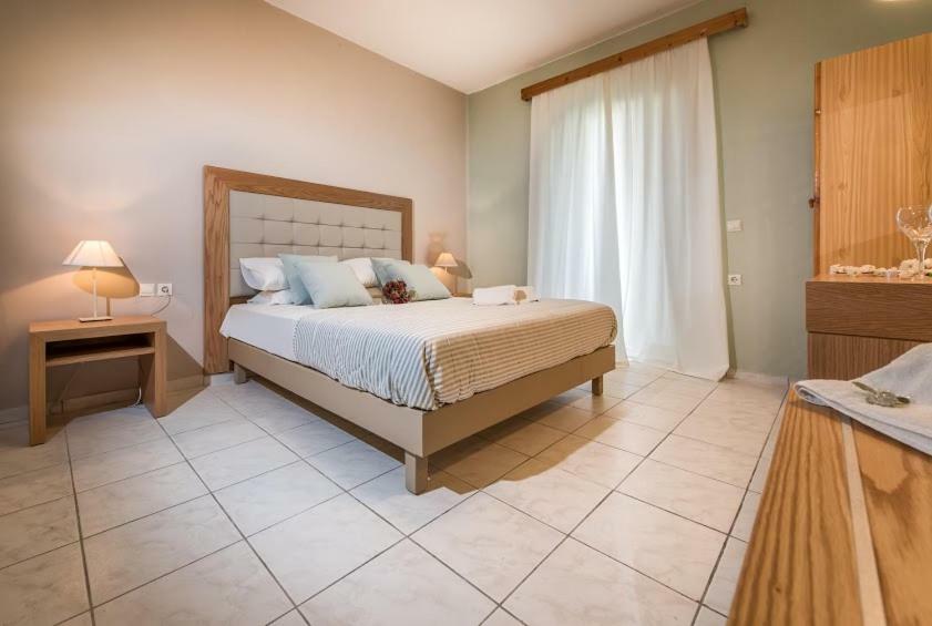 Plessas Palace 3* Zakynthos Town