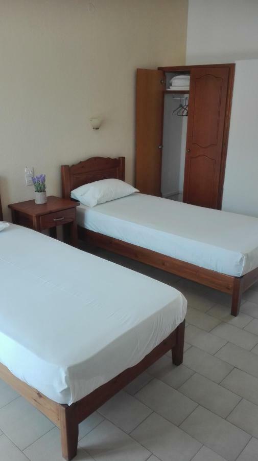 Aparthotel Alexandros 2*