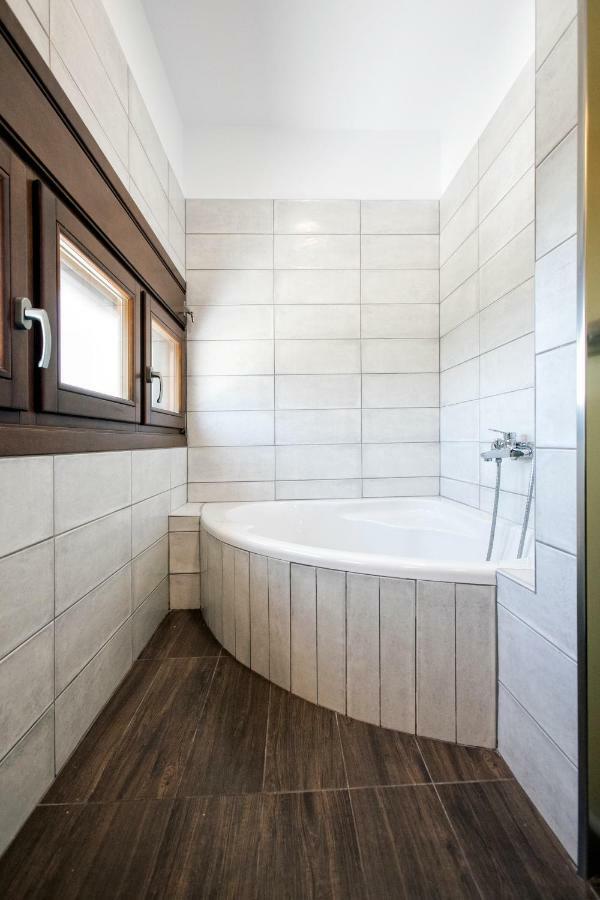 Villa Magdani Private Residences Skiathos Town