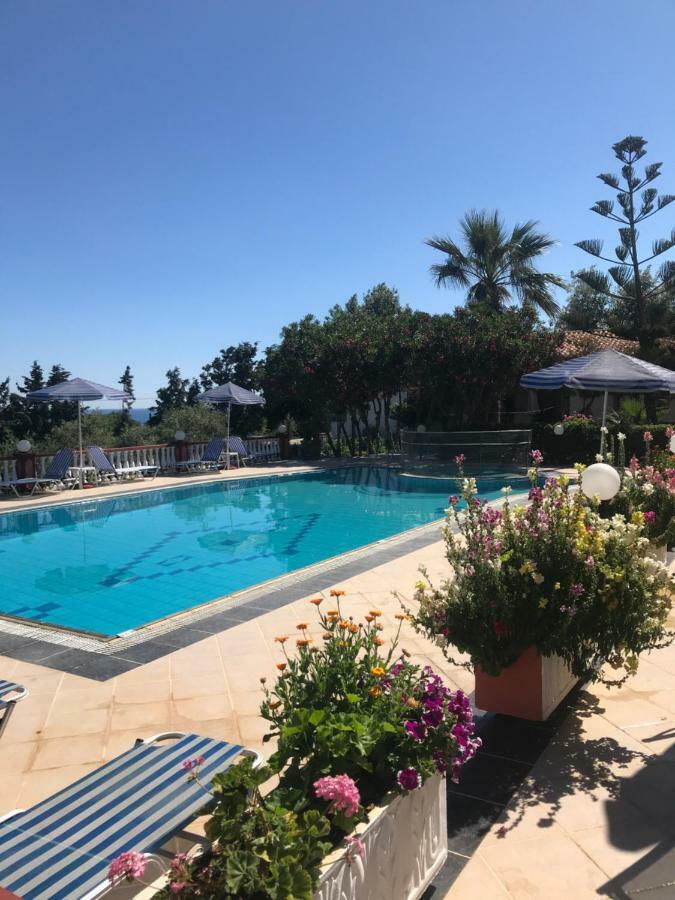 Aparthotel Knossos