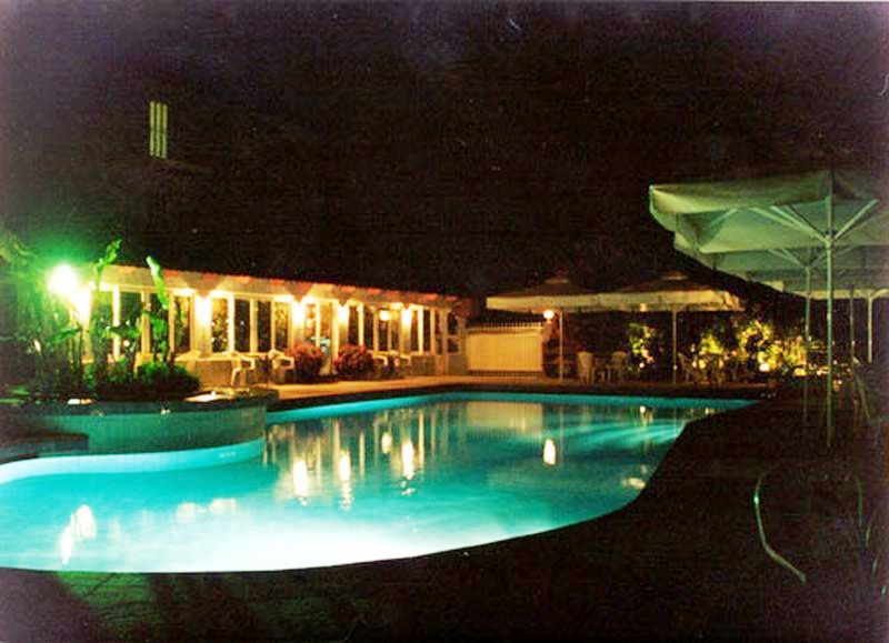 Hotel La Cite 3*