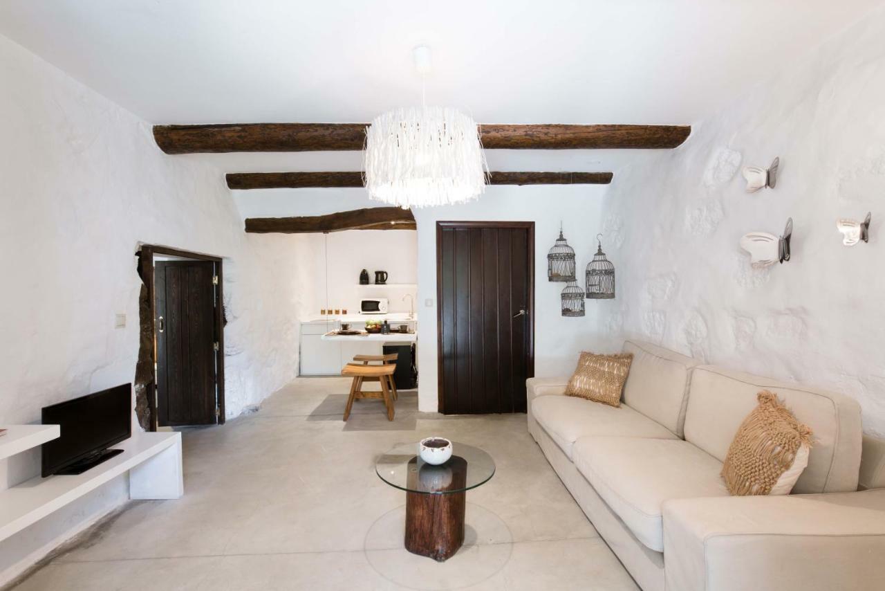Monastery Estate Hotel Sougia