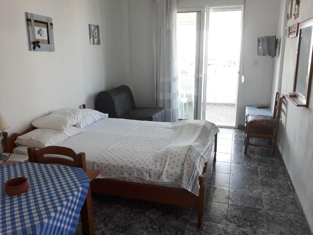 Aparthotel Peristerianos *