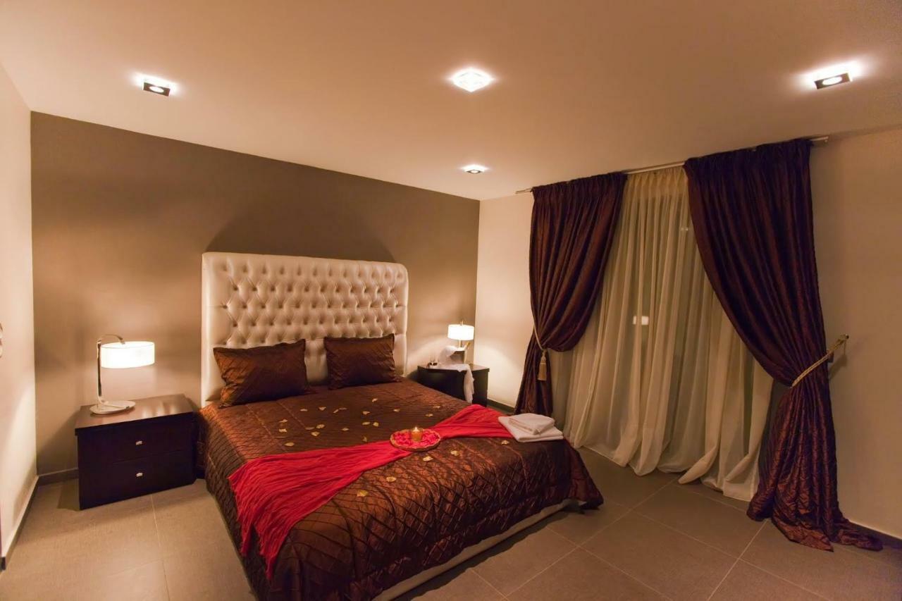 Villa Sandy Point Chania Agia Marina (Crete)