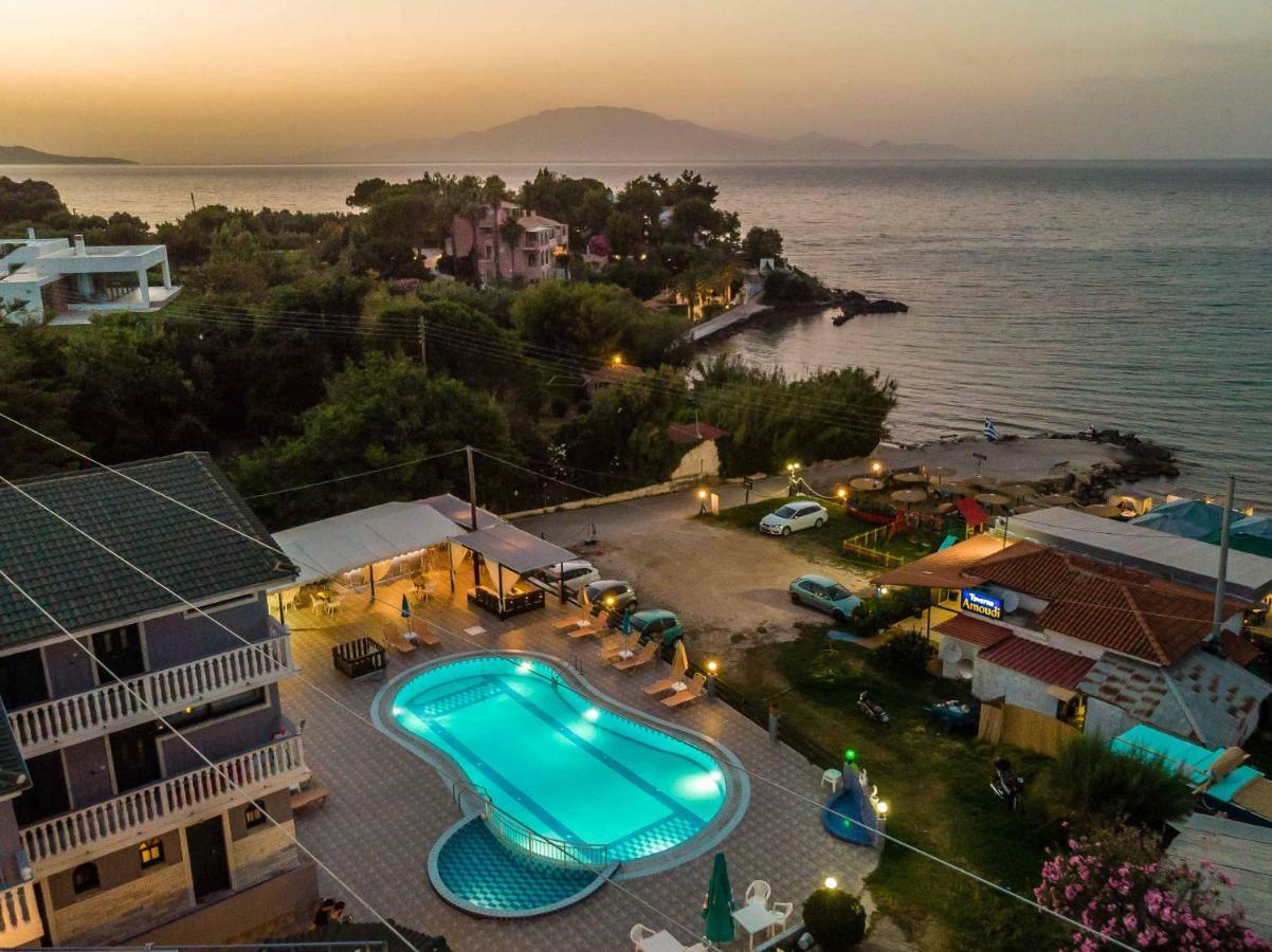 Apartment Amarylis Beachfront Studios Amoudi