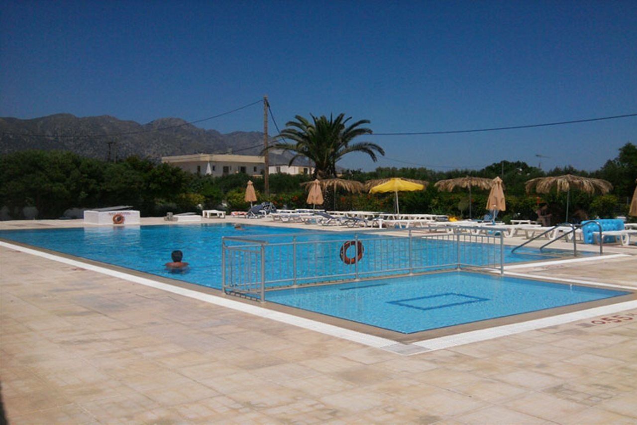 Aparthotel Nikos 2 &