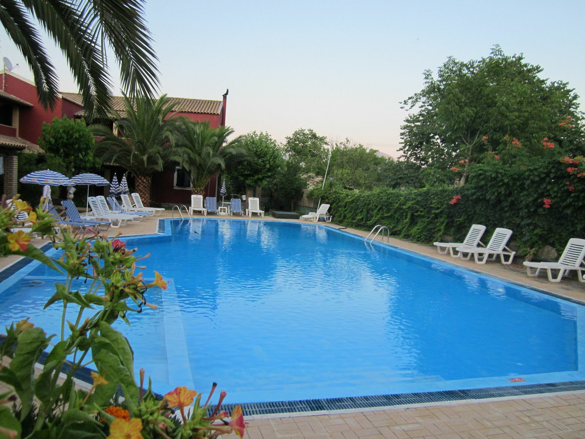 Blue Dream Aparthotel 2*