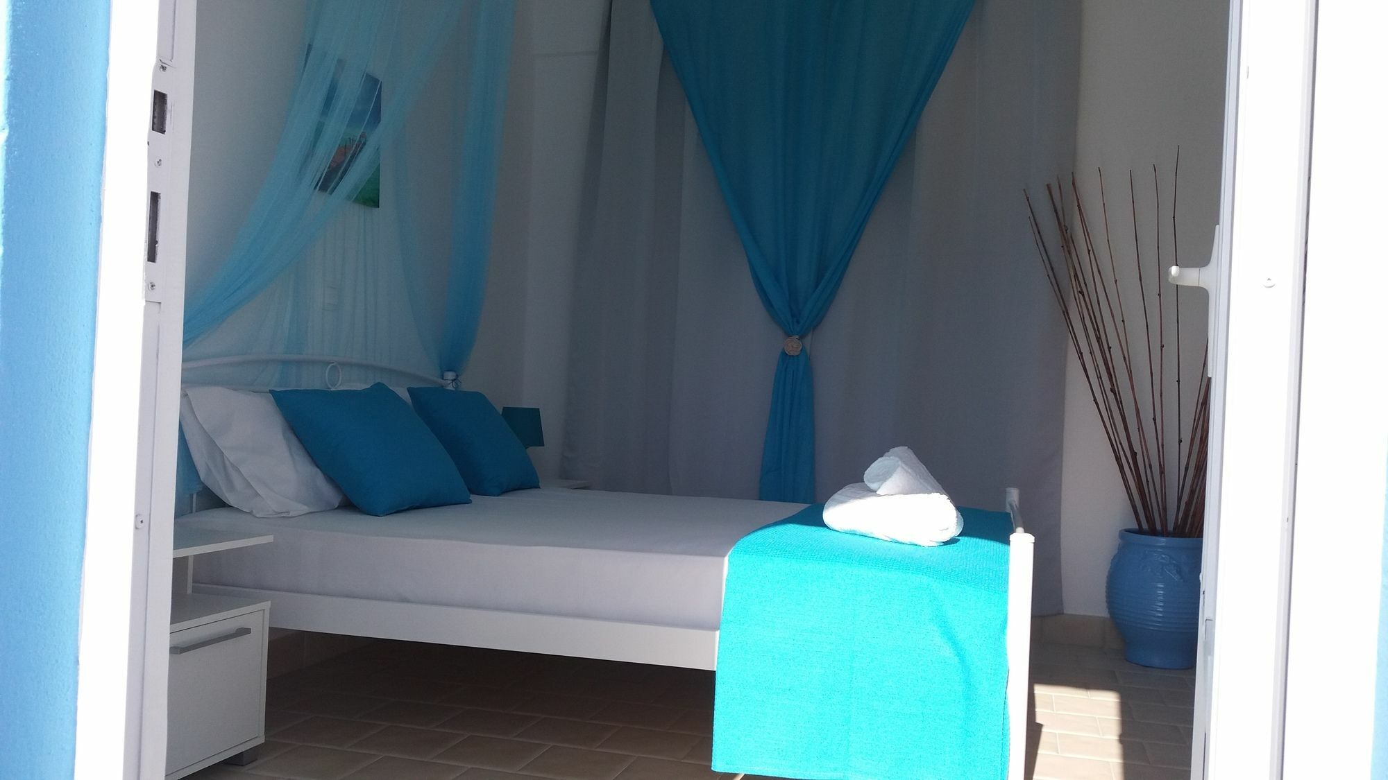 Sofias Blue