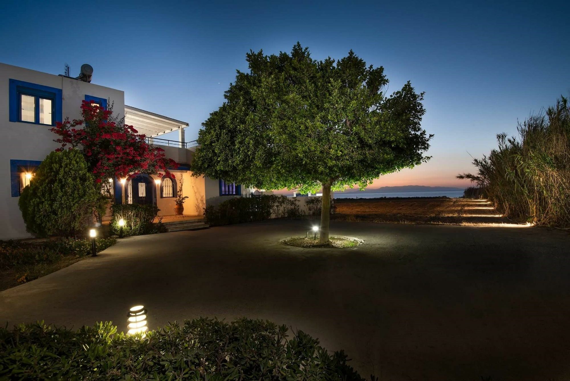 Nautilus House 2* Paradisi (Rhodes)