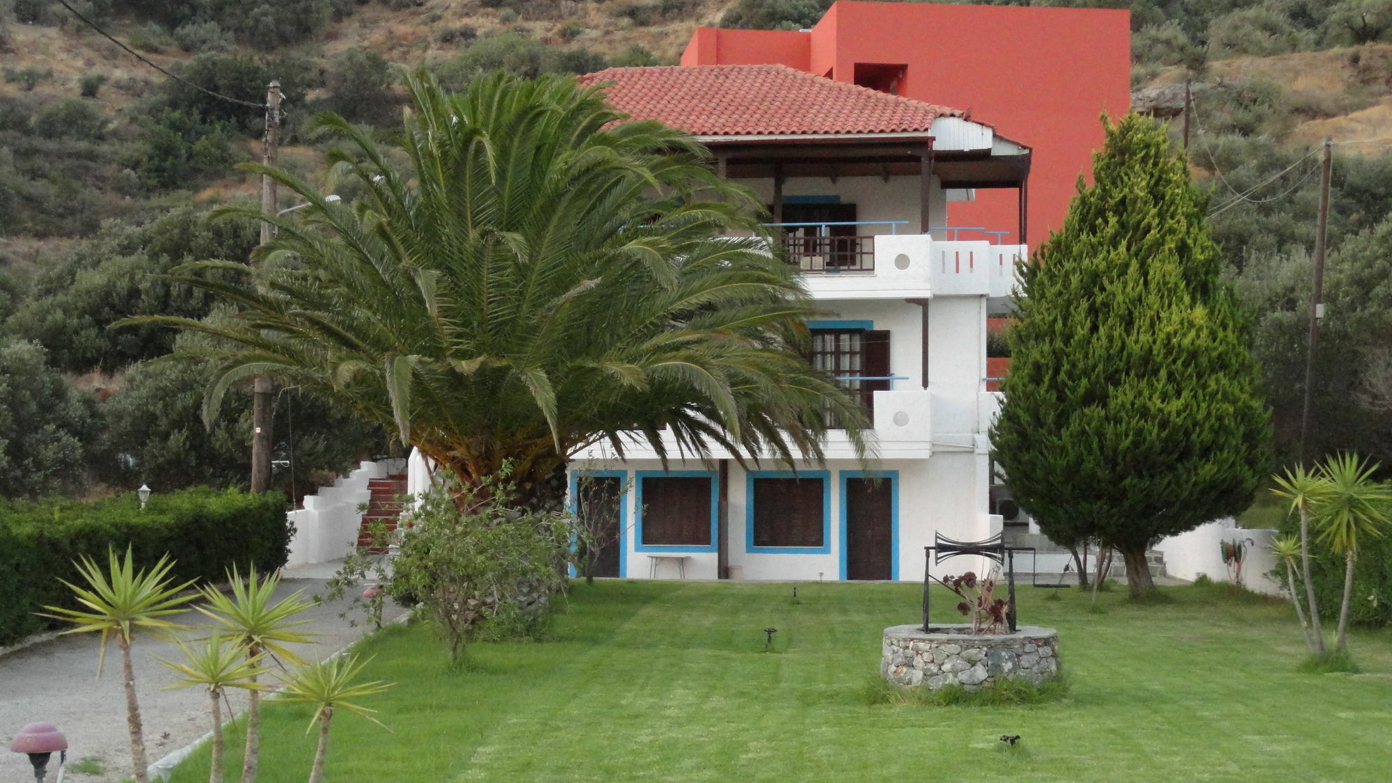 Santa Maria & Apartment *