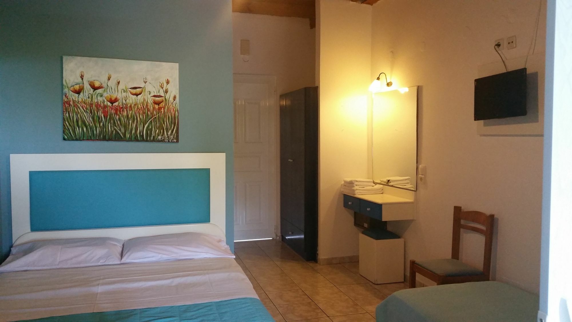 Troulis Seaside Aparthotel 3*