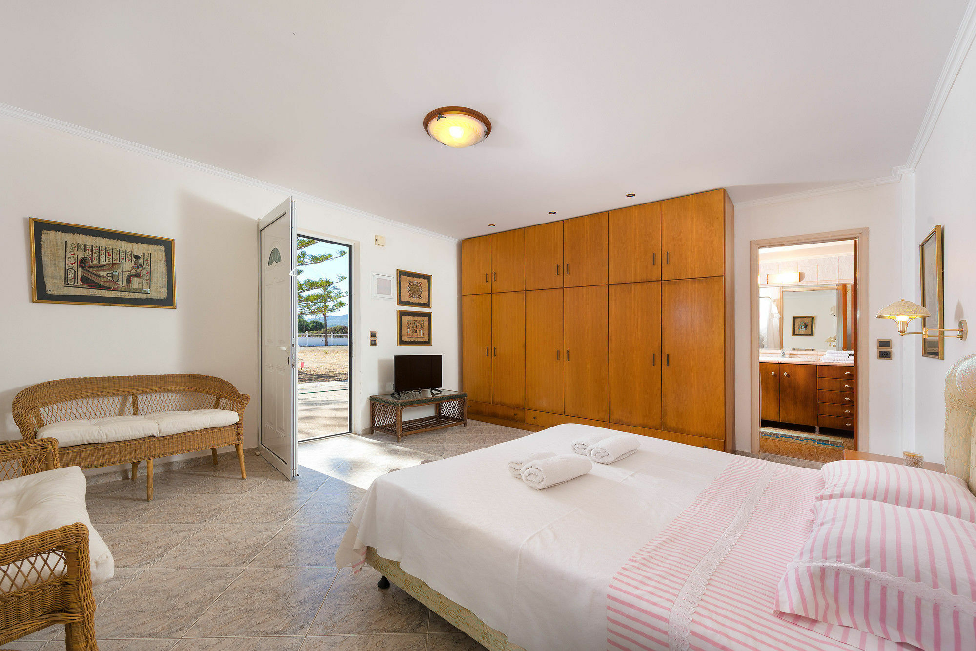 Maria Beachfront Villa *