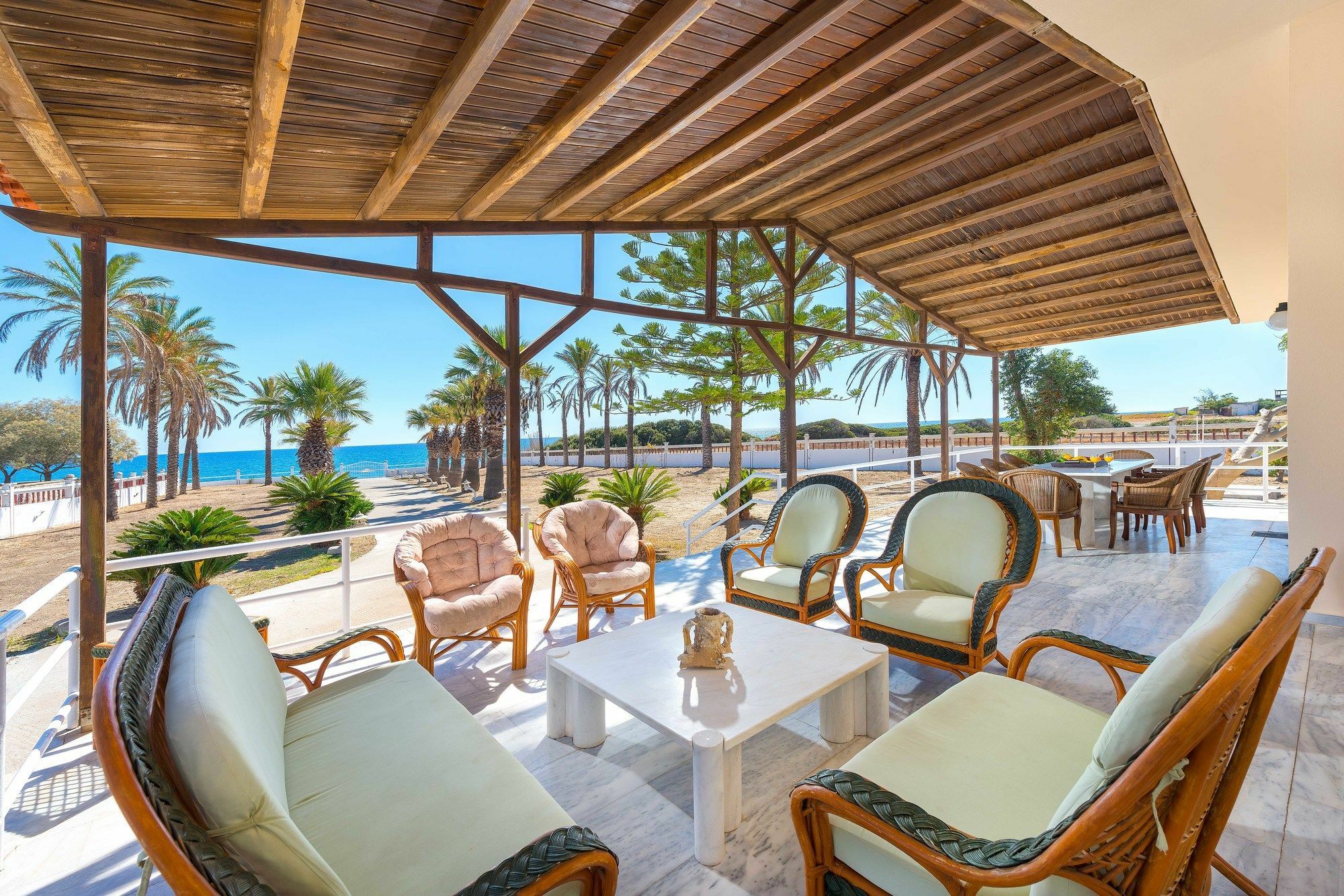 Villa Maria Beachfront *