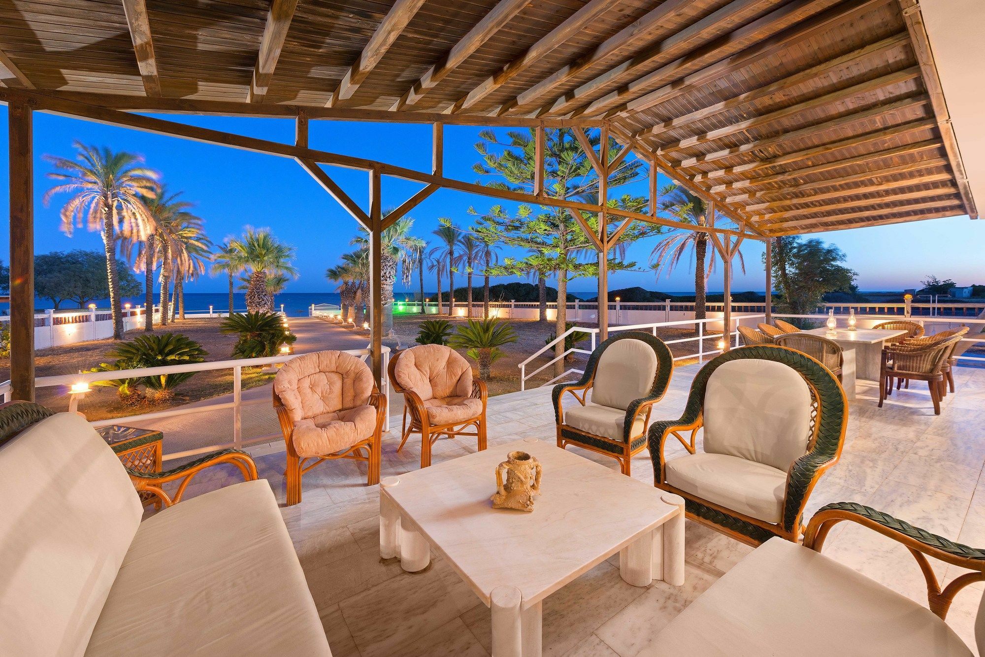 Villa Maria Beachfront Kiotari