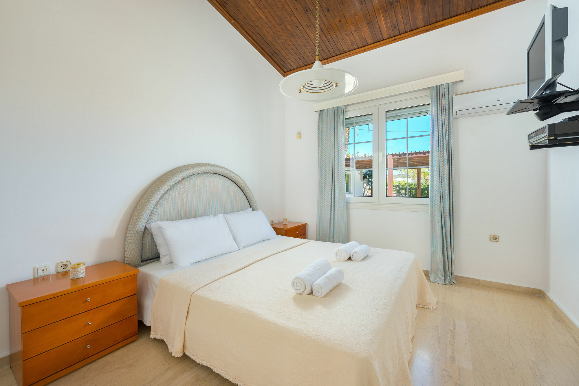 Villa Maria Beachfront *