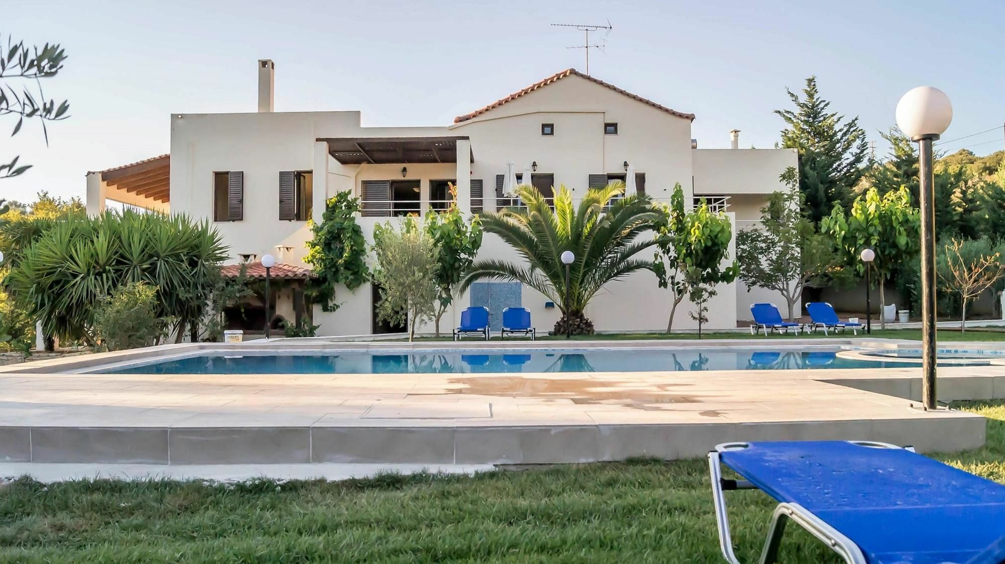 Nostos Villa Skaleta