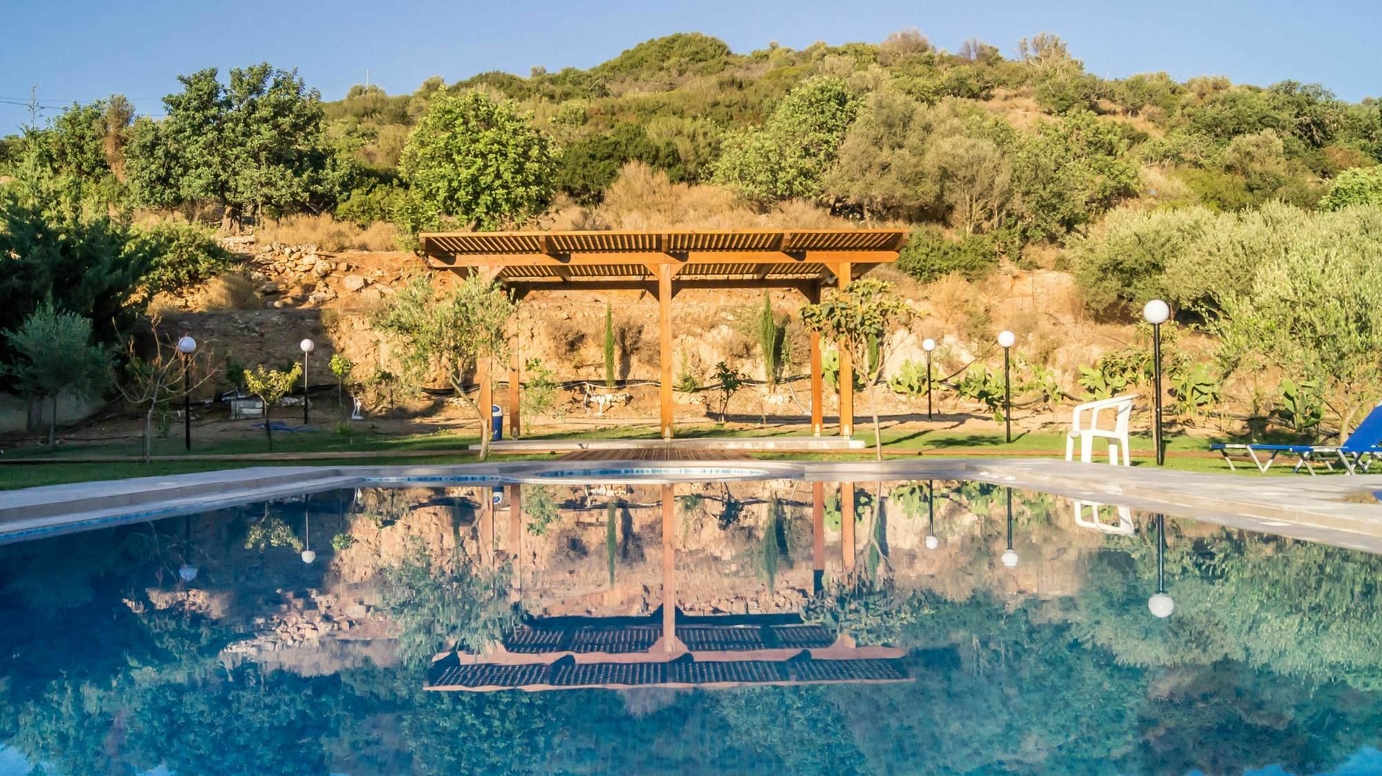 Nostos Villa Skaleta