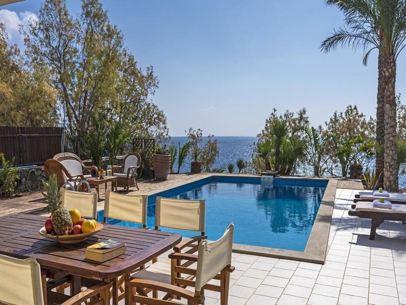 Villa Beachfront Luxury Villa South Crete, 500M To Restaurant & Bbq!! *
