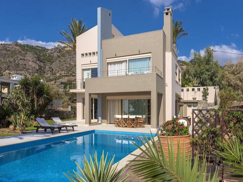 Beachfront Luxury Villa South Crete, 500M To Restaurant & Bbq!! Makry Gialos (Crete)