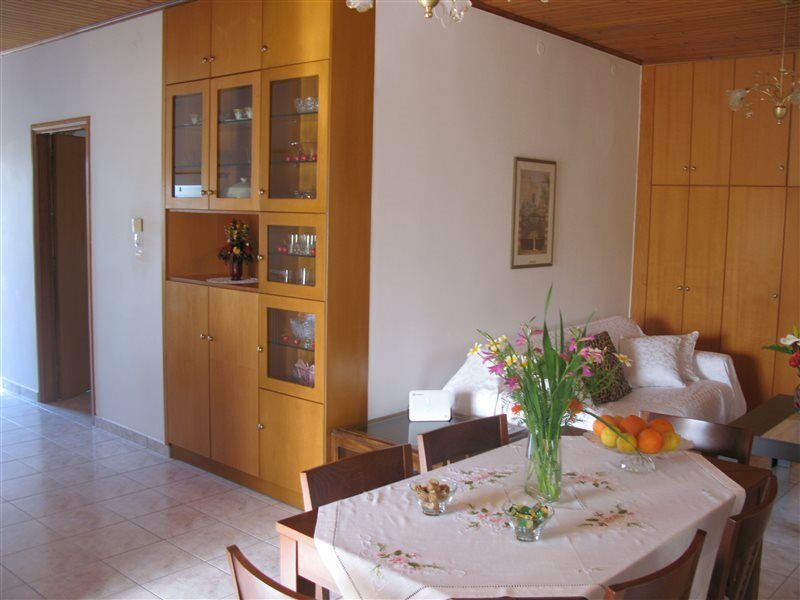 Elia Apartment