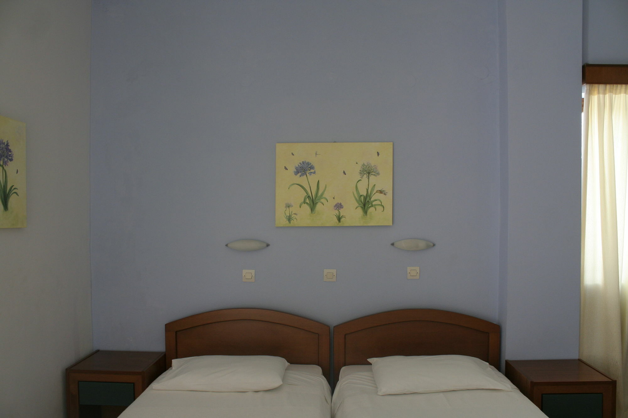 Iris And Gialos (Crete)