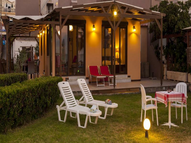 Sea Front Suites, Maisonettes & Apartments * Agia Marina (Crete)