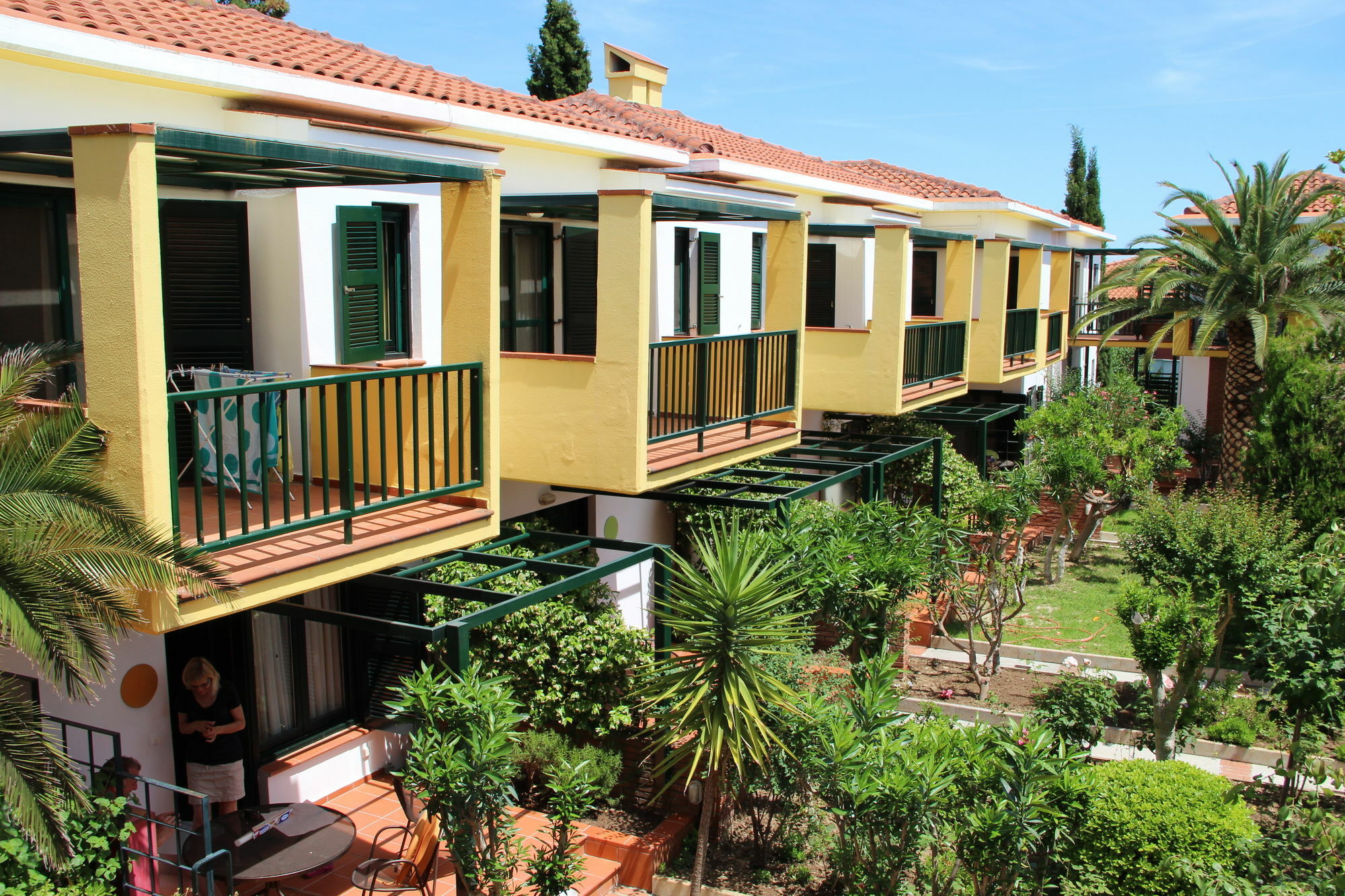 Elia Aparthotel Afytos