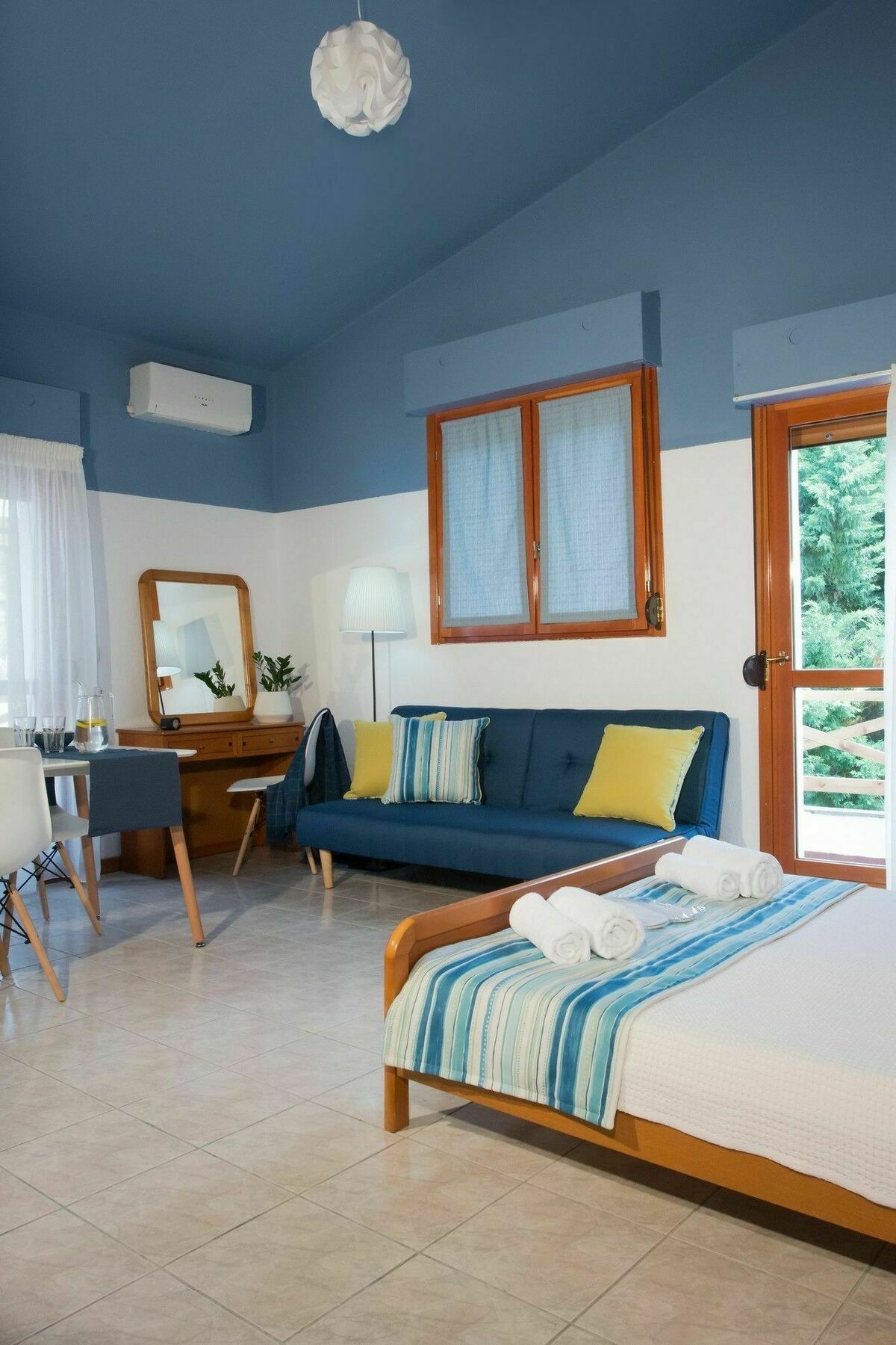 Apartment St.john Village