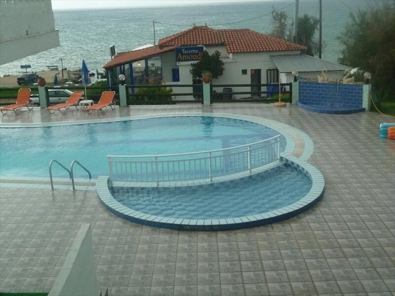 Apartment Amarylis Beachfront Studios *