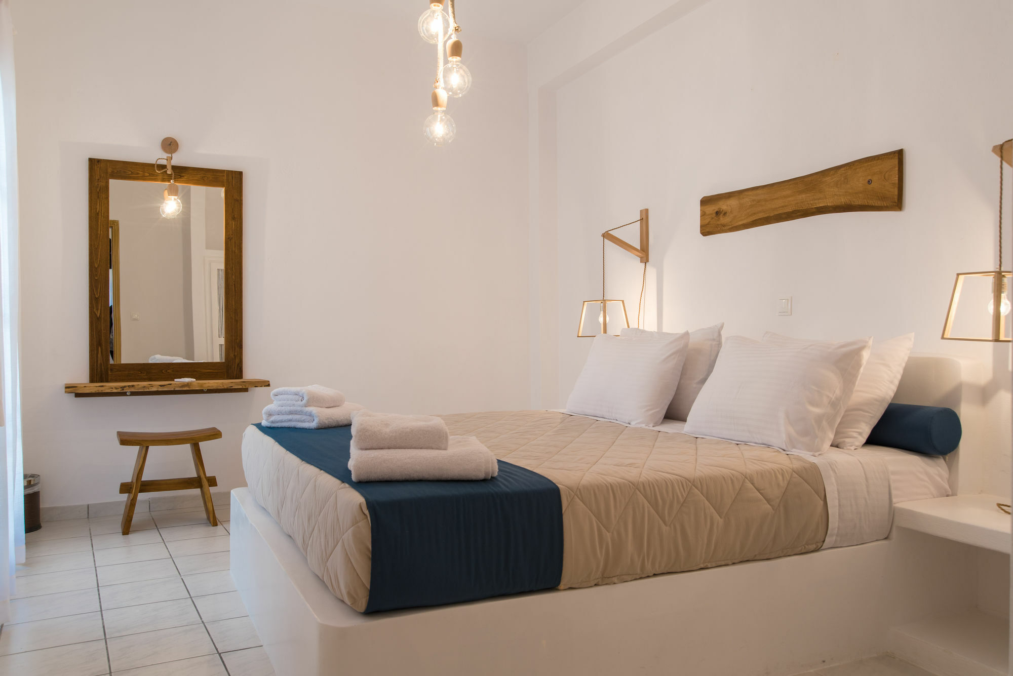 Hotel Santorini Crystal Blue