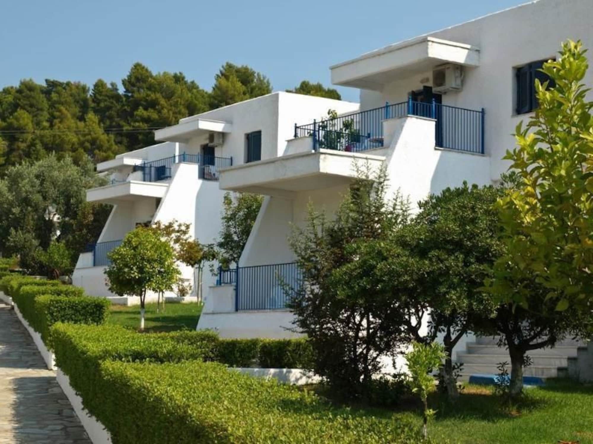 Muses Hotel 3*