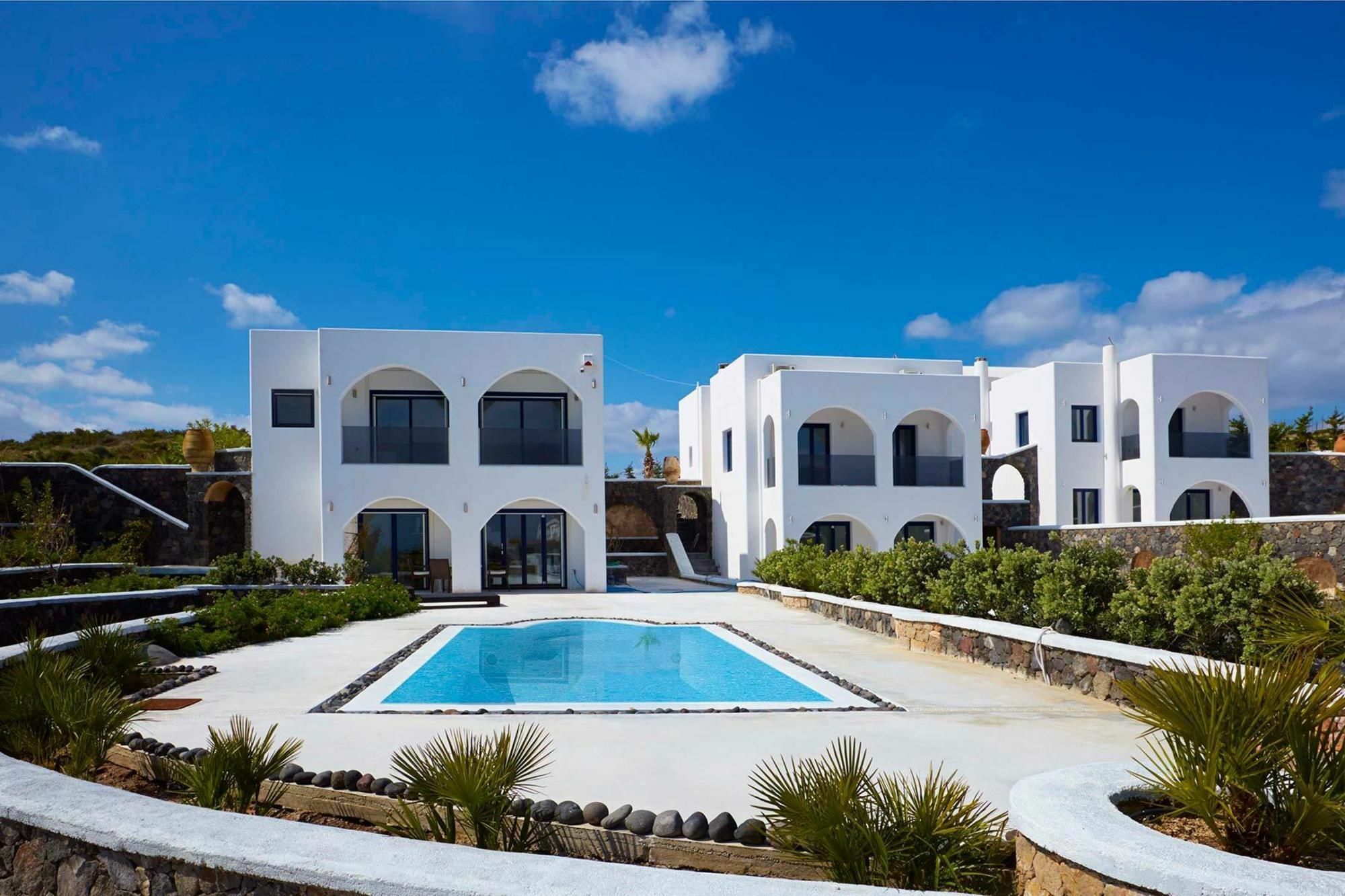 Hideaway Villa *
