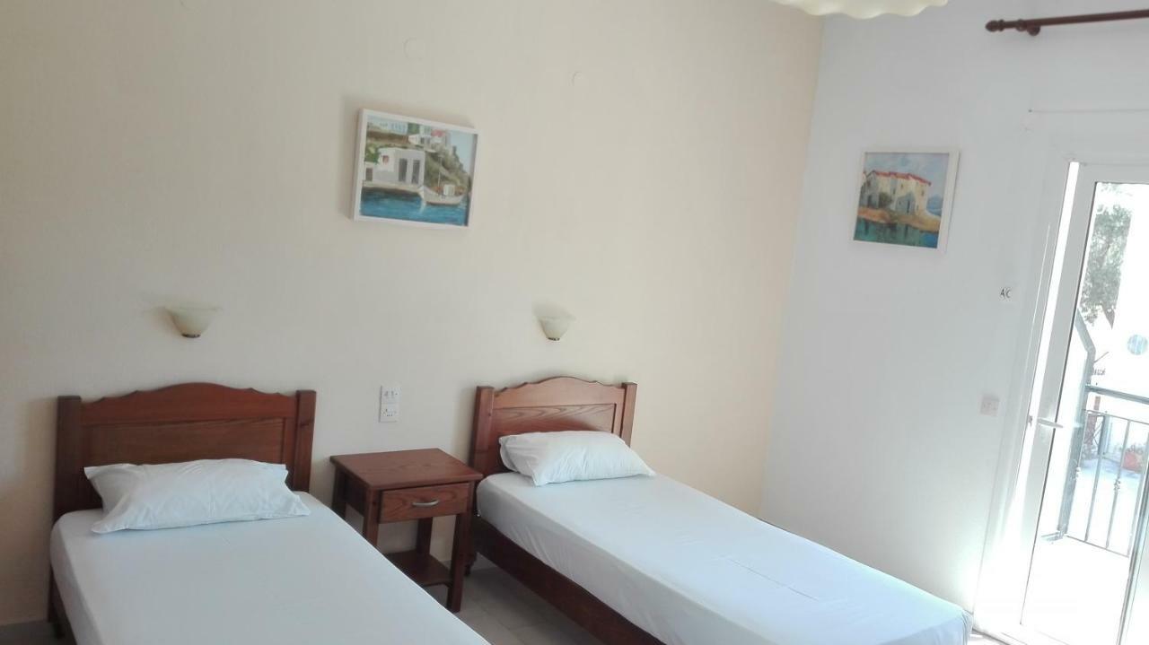 Aparthotel Alexandros 2*